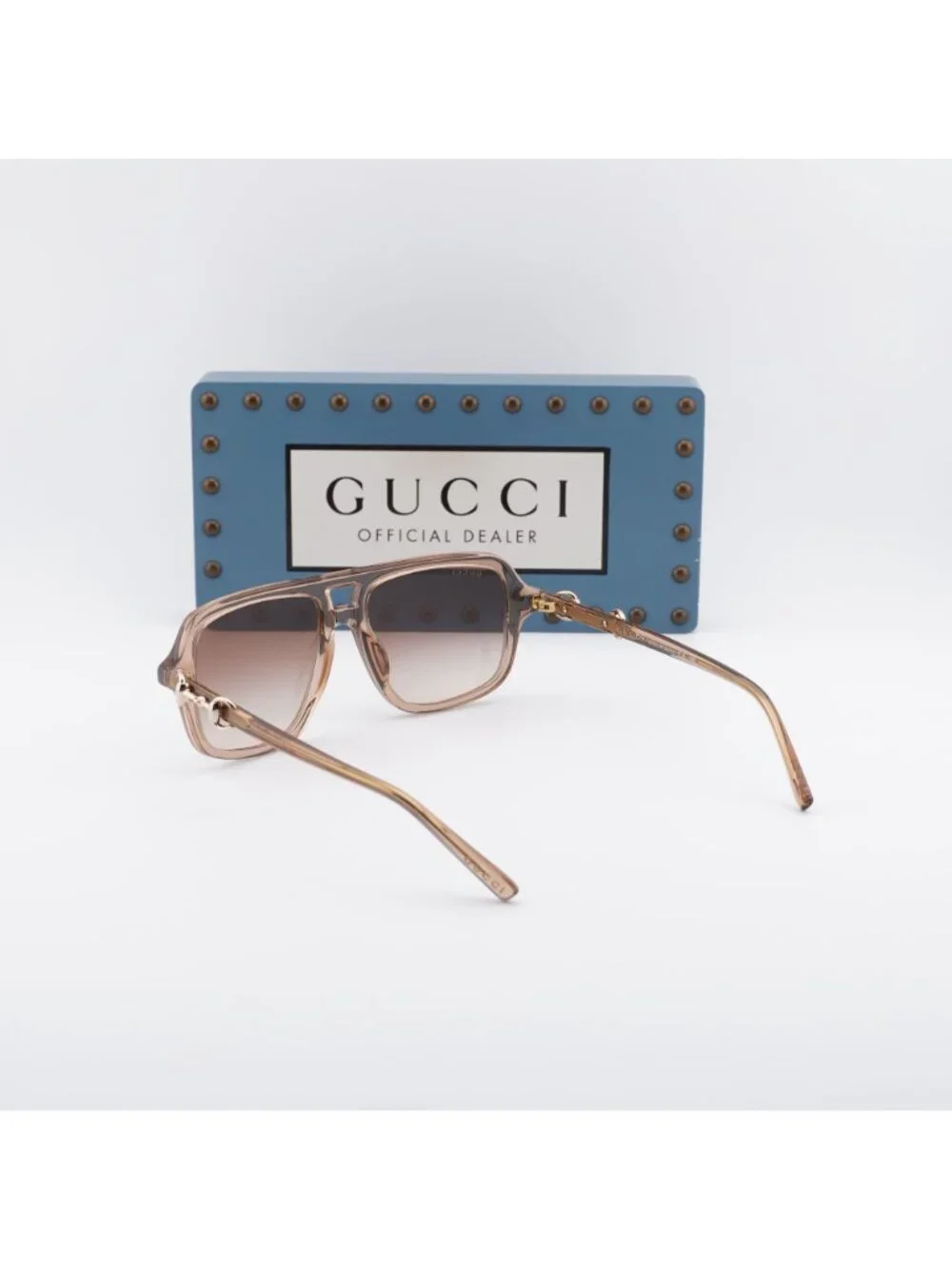 Gucci model gg2052s